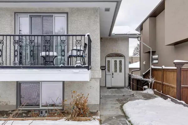 Calgary, AB T3E 1Z2,2416 25A ST Southwest