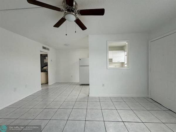 North Miami Beach, FL 33181,2031 NE 139th St  #7