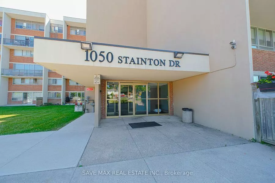 Mississauga, ON L5C 2T7,1050 Stainton DR #124