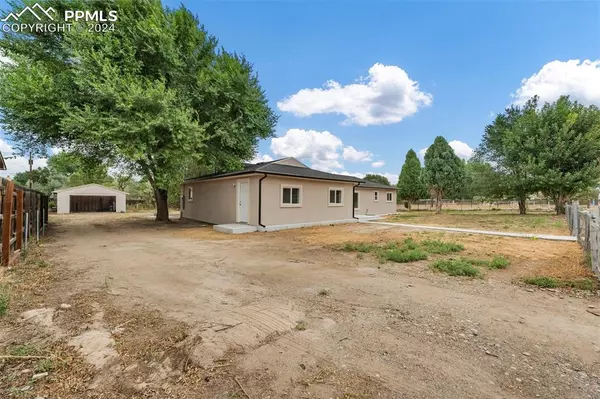 Pueblo, CO 81006,24927 Birdsong DR