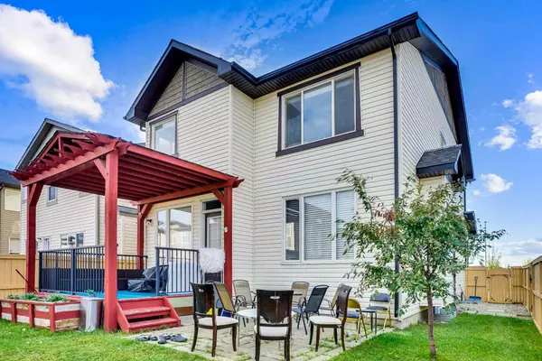 Calgary, AB T3N 0G4,182 Skyview ranch ST Northeast