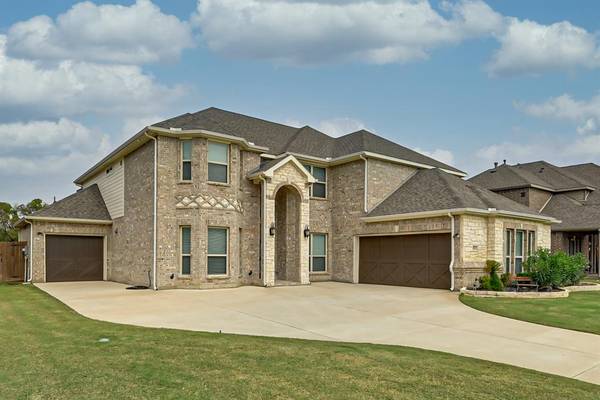 1521 Quintessa Avenue, Kennedale, TX 76060