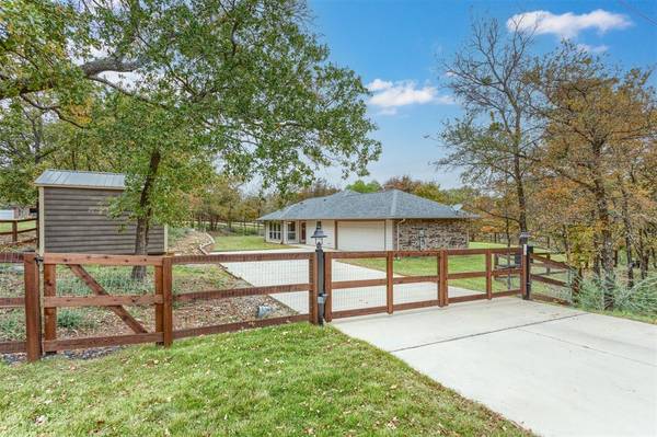 507 Highland Drive, Oak Point, TX 75068