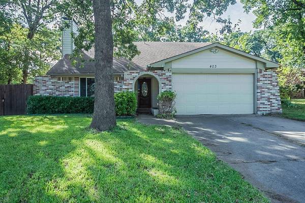 403 Lone Oak Circle, Euless, TX 76039