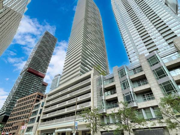 2221 YONGE ST #5109, Toronto C10, ON M4S 2B4