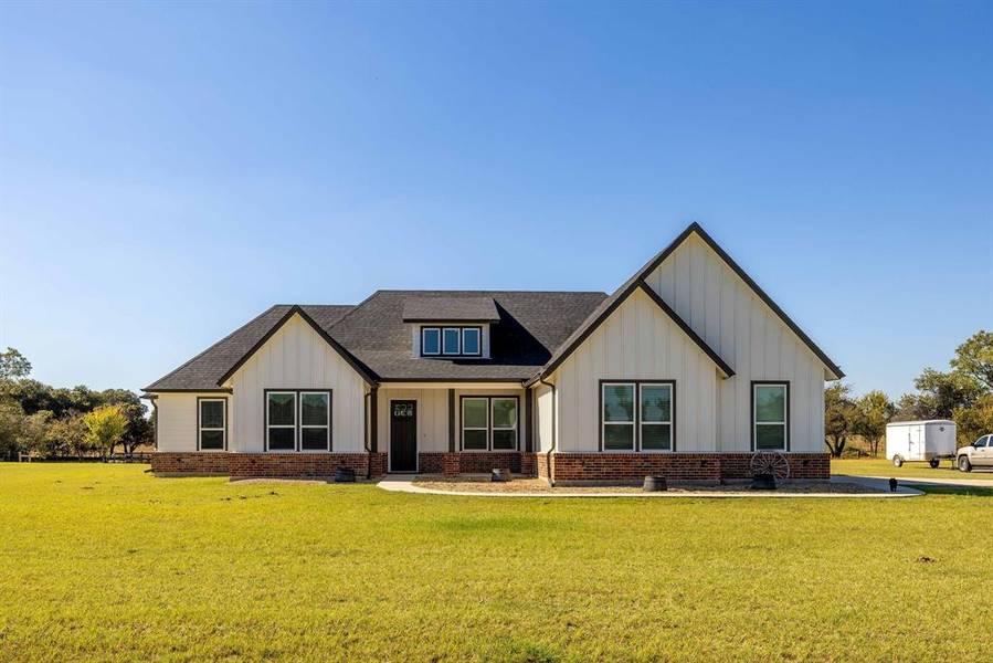 248 Hamm Road, Boyd, TX 76023