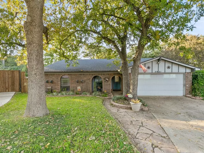 3921 Woodruff Court, Arlington, TX 76017