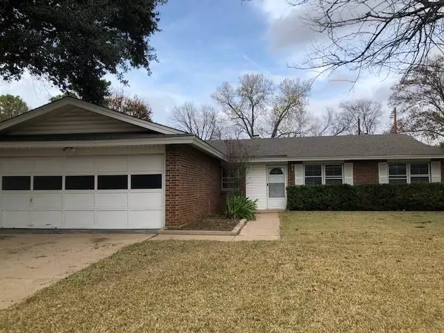 2607 Norwood Lane, Arlington, TX 76013