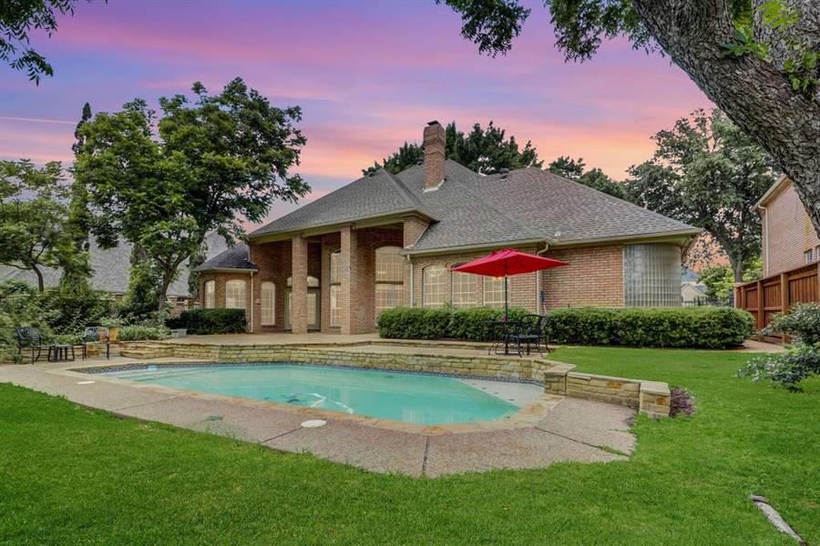 6328 Skylark Circle, North Richland Hills, TX 76180