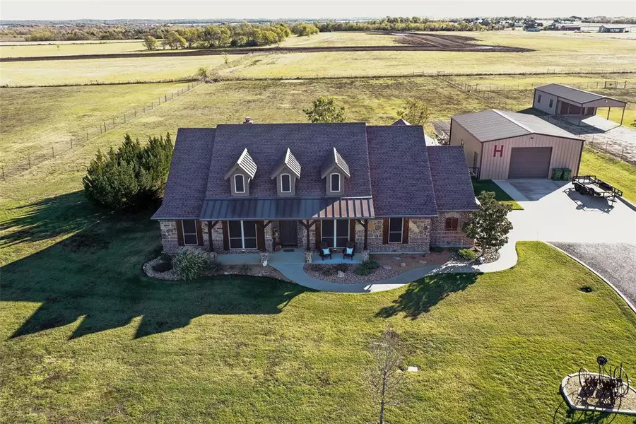 4560 Huling Road, Sanger, TX 76266