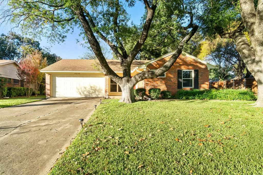 Farmers Branch, TX 75234,3245 Myra Lane