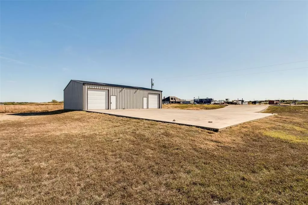 Burleson, TX 76028,8121 County Road 1016z