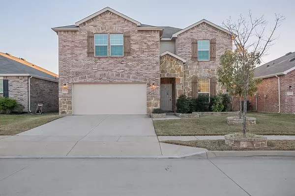 2324 Barzona Drive, Fort Worth, TX 76131