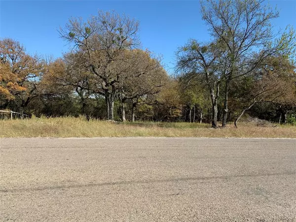 3511 E Oak Trail, Granbury, TX 76048