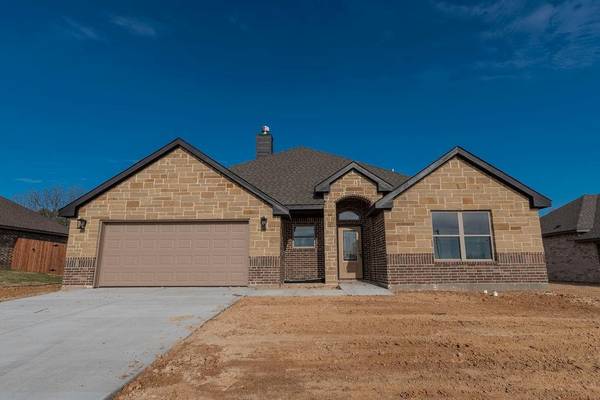 153 Wiley Street,  Stephenville,  TX 76401