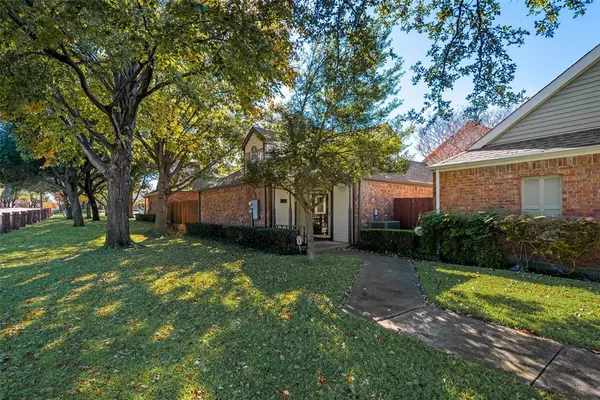 4148 Hollow Oak Drive, Dallas, TX 75287