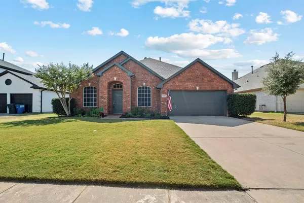 1704 Copper Leaf Drive, Corinth, TX 76210