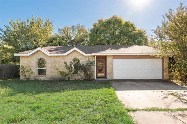 1910 Bedrock Lane, Arlington, TX 76006