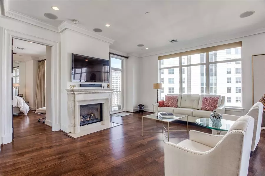 2555 N Pearl Street #1304, Dallas, TX 75201