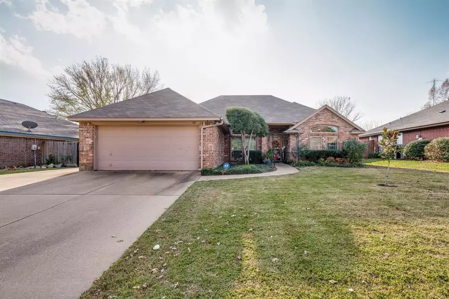 1117 Windy Meadows Drive, Burleson, TX 76028