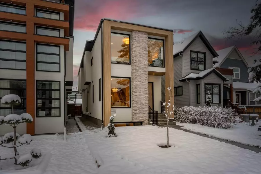 1806 Broadview RD Northwest, Calgary, AB T2N 3H5