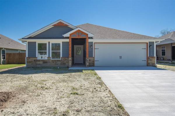 1508 Kennedy Street, Bonham, TX 75418