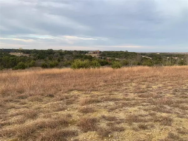 3820 Beacon Lake, Bluff Dale, TX 76433