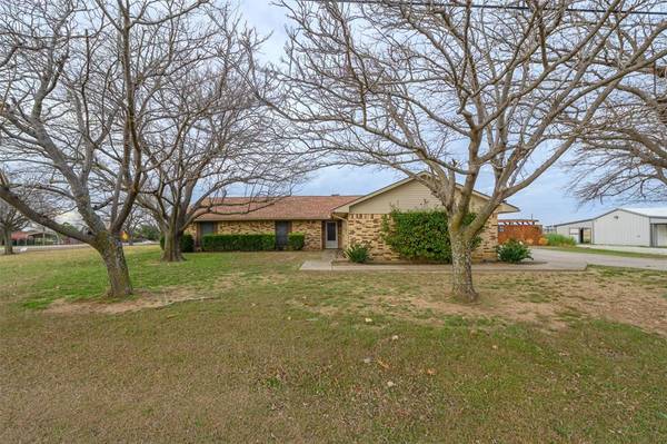 2250 Mcreynolds Road, Sanger, TX 76266