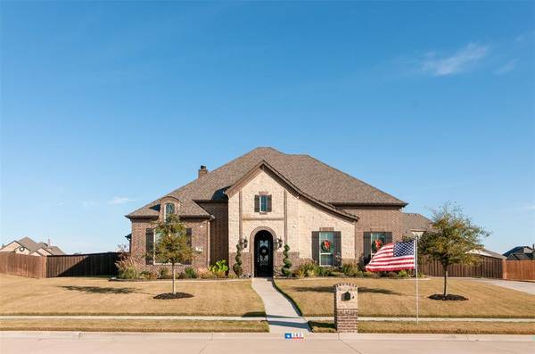 143 Sapphire Lane,  Waxahachie,  TX 75165