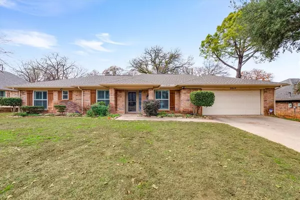 3517 Hightimber Drive, Grapevine, TX 76051