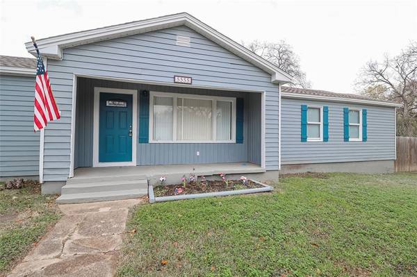 5555 Korth Street, Sansom Park, TX 76114