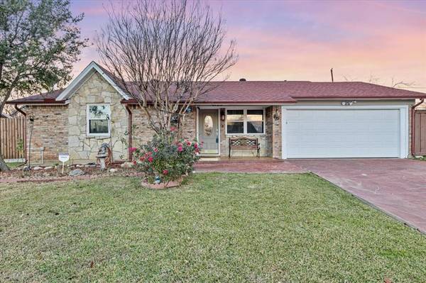 6125 Whitley Road, Watauga, TX 76148