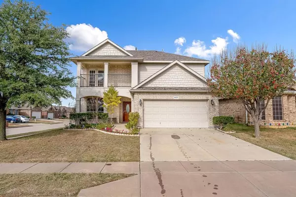 4824 Willow Branch Court, Fort Worth, TX 76036