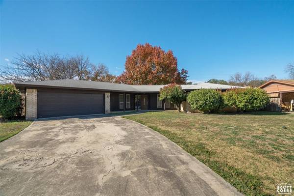 2419 Monterrey Drive, Brownwood, TX 76801