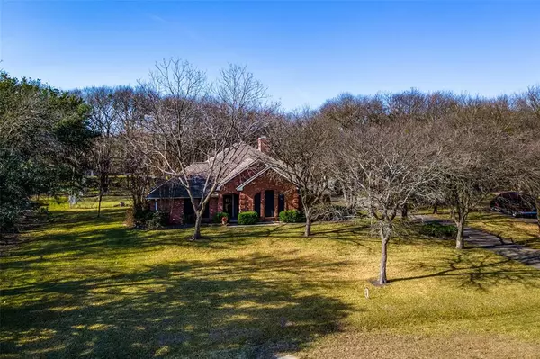 219 Valley Ranch Road, Weatherford, TX 76087