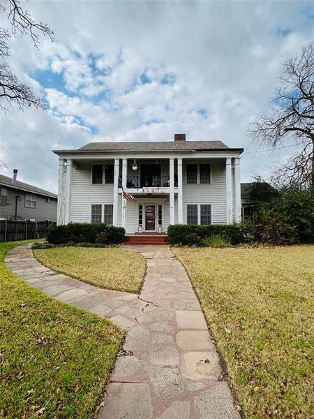 808 N Crockett Street, Sherman, TX 75090