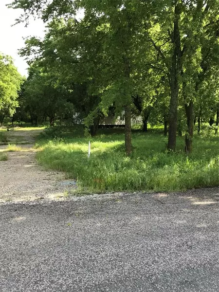 3014 Old Sherman Road, Whitesboro, TX 76273