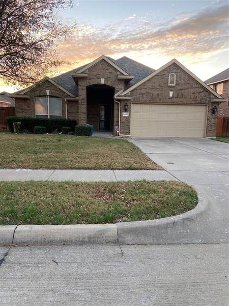 1404 Fox Glen Trail, Mansfield, TX 76063