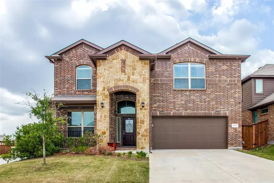 9140 Flying Eagle Lane, Fort Worth, TX 76131