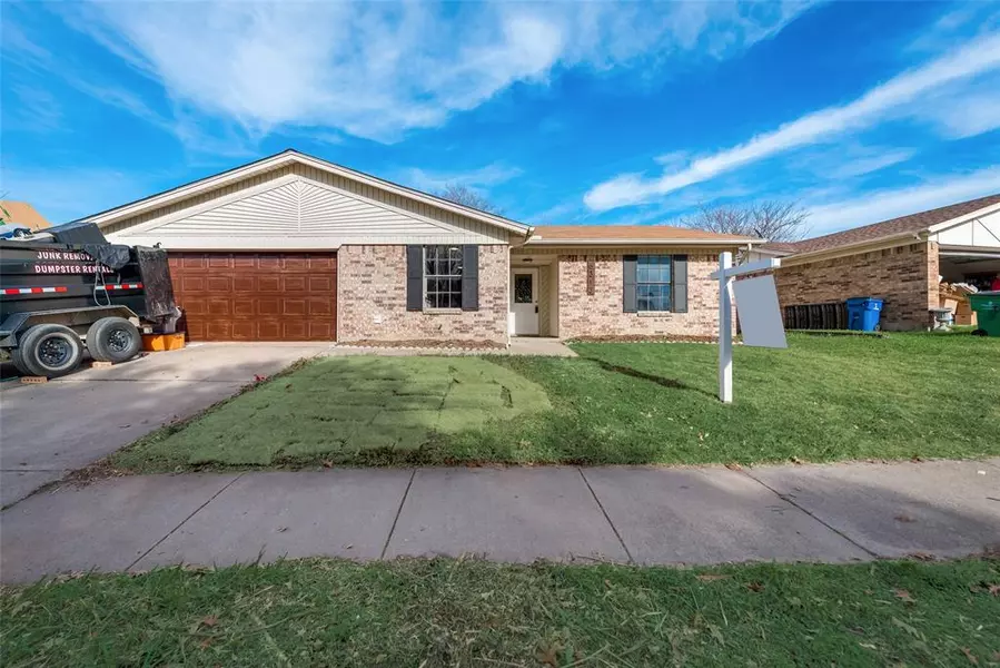 6313 Brookside Drive, Watauga, TX 76148