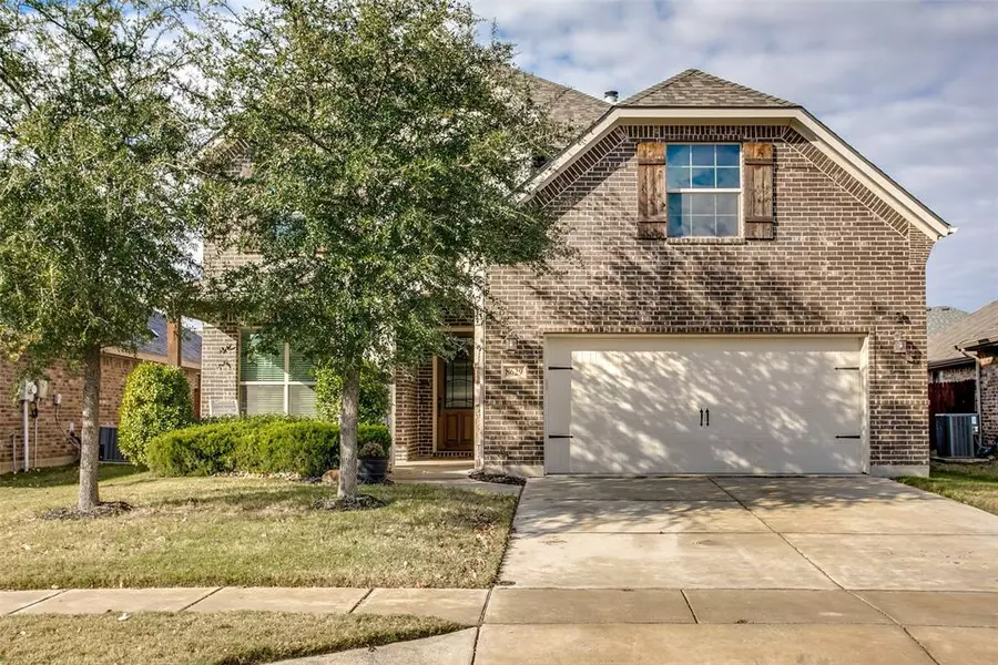 8629 Running River Lane, Fort Worth, TX 76131