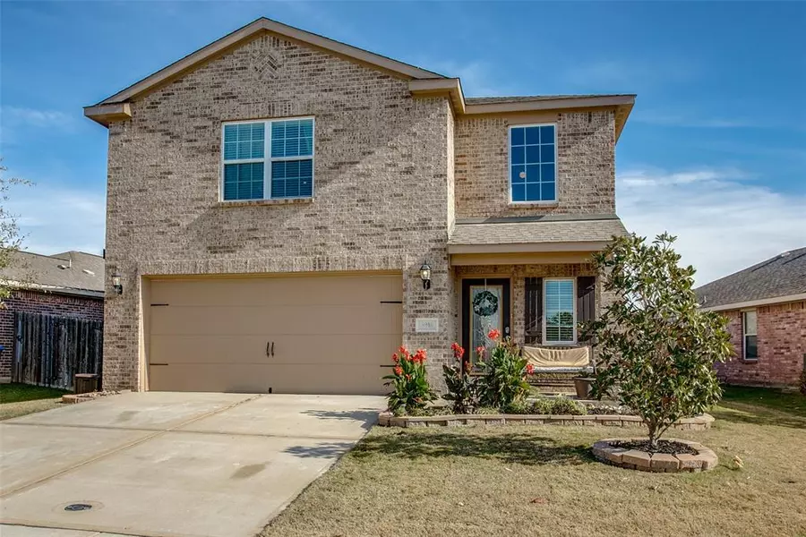 8916 Highland Orchard Drive, Fort Worth, TX 76179