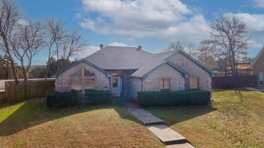 1400 Bosher Drive, Cedar Hill, TX 75104