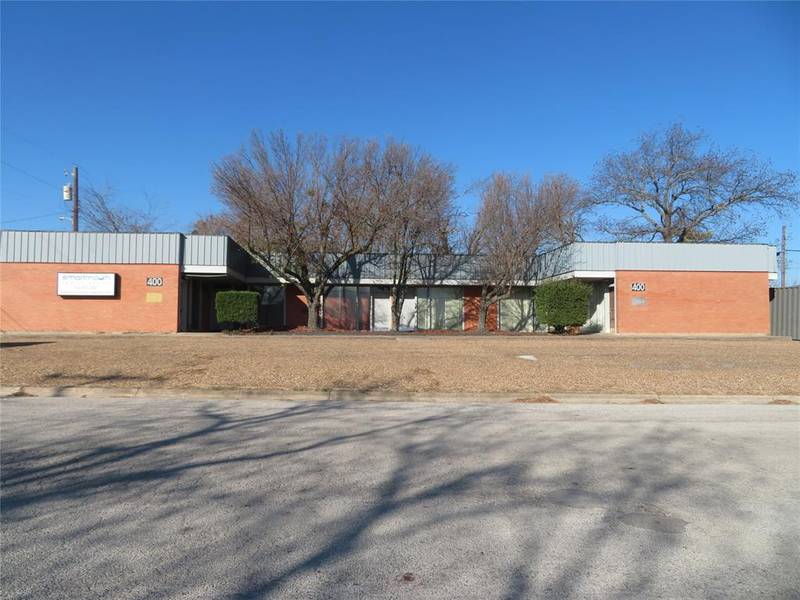 400 Lindsey Street, Bowie, TX 76230