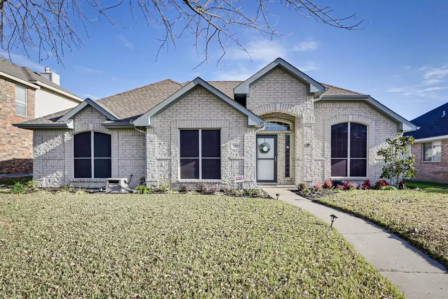 2105 Crawford Drive, Mesquite, TX 75149