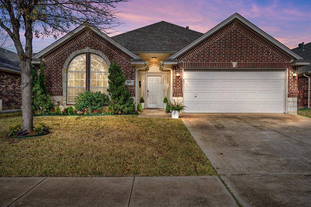 9153 River Falls Drive, Fort Worth, TX 76118