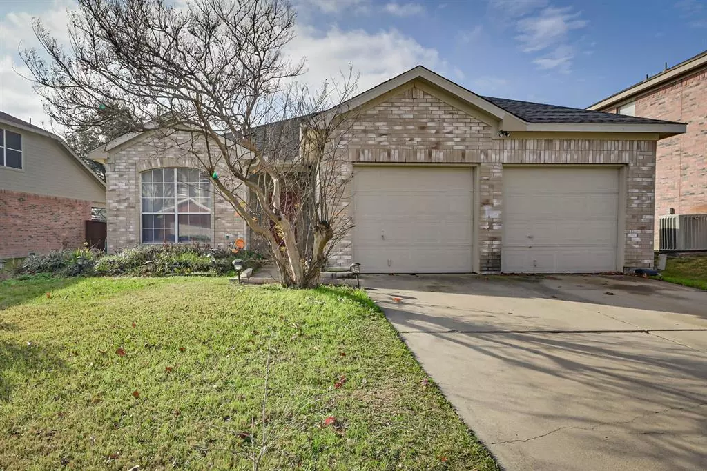 Grand Prairie, TX 75052,2843 N Hampton Drive