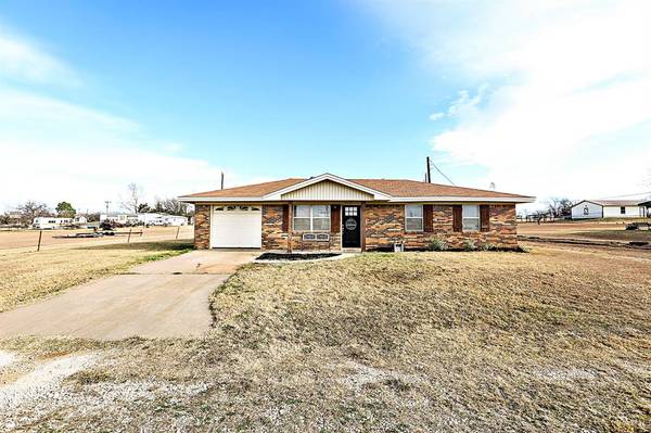 199 Merrett Road, Bowie, TX 76230