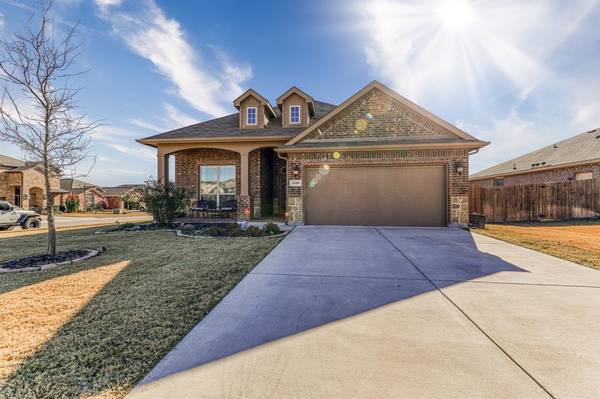 1205 Vaughna Drive, Weatherford, TX 76087