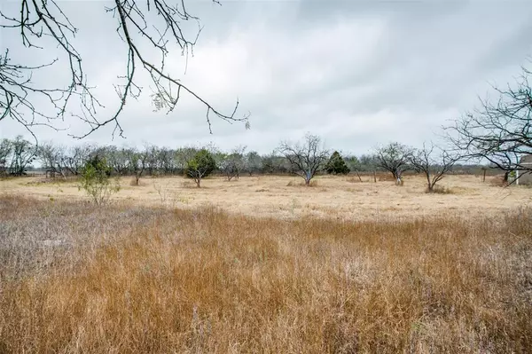 1190 SW County Road 2370, Wortham, TX 76693